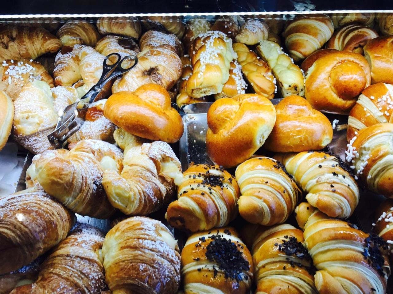 Parthenope's Frühstückspension